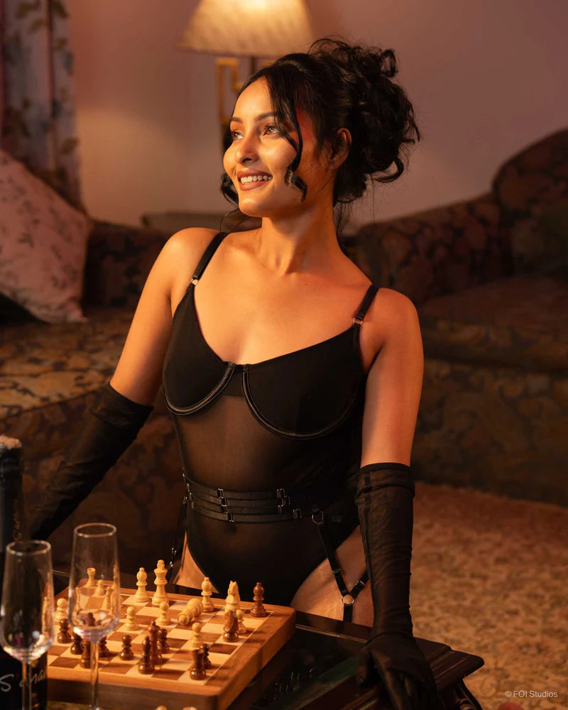 Noir Obsession Fatal Attraction Lingerie With Gloves And Garter Belt